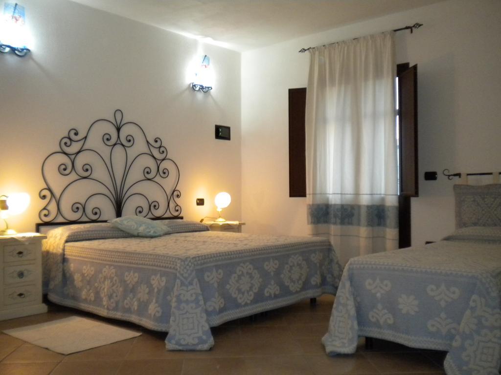 Bed & Breakfast Mare Isole La Maddalena  Bagian luar foto