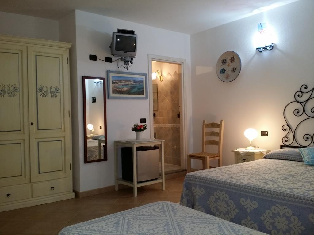 Bed & Breakfast Mare Isole La Maddalena  Bagian luar foto